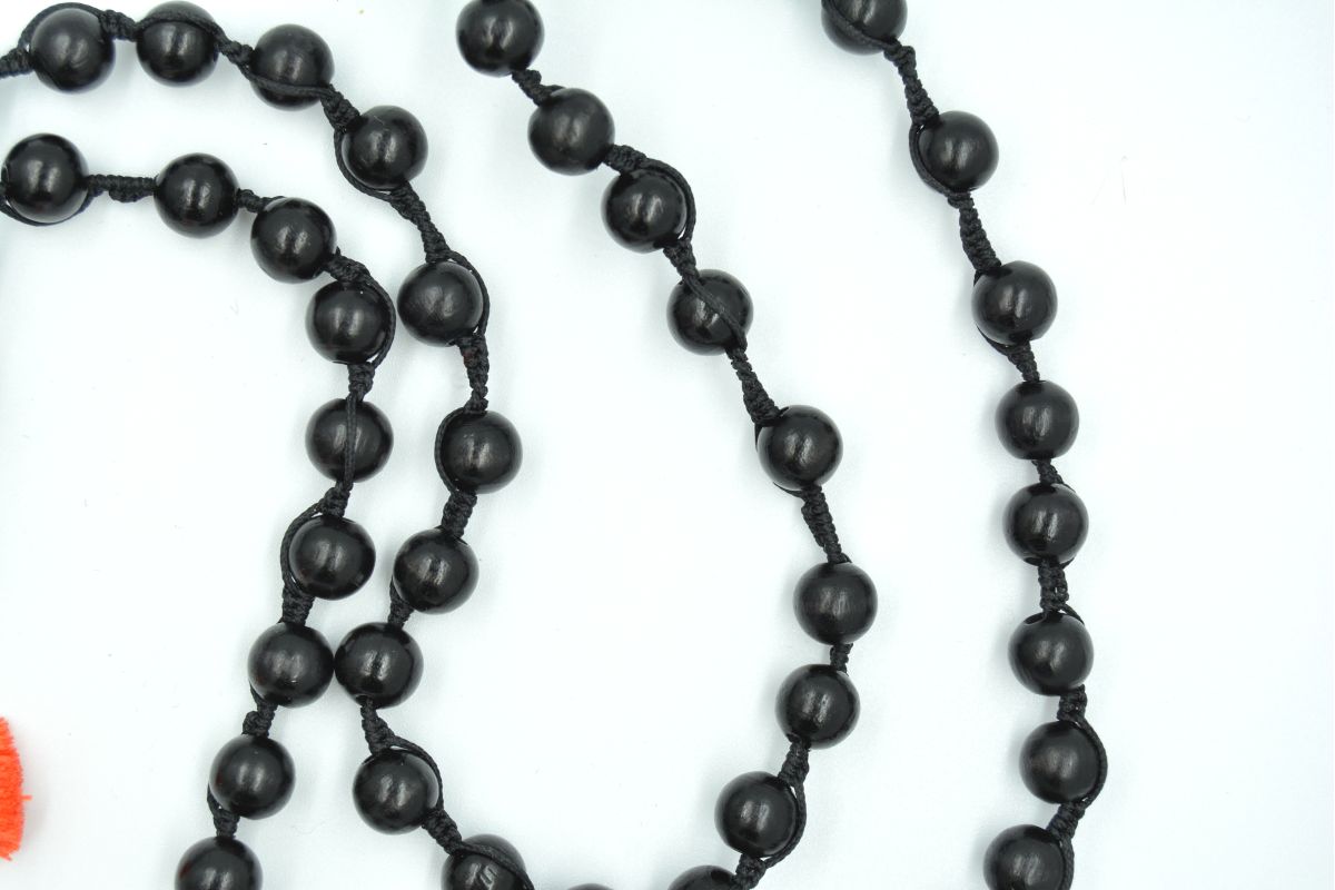 Collana rosario in legno faggio nero 8 mm Croce Melaeffe